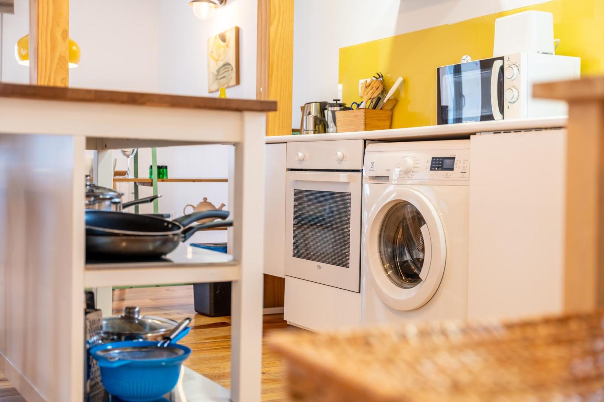 Warm And Inviting, Central Location By Urbanhosting سانتاندر المظهر الخارجي الصورة