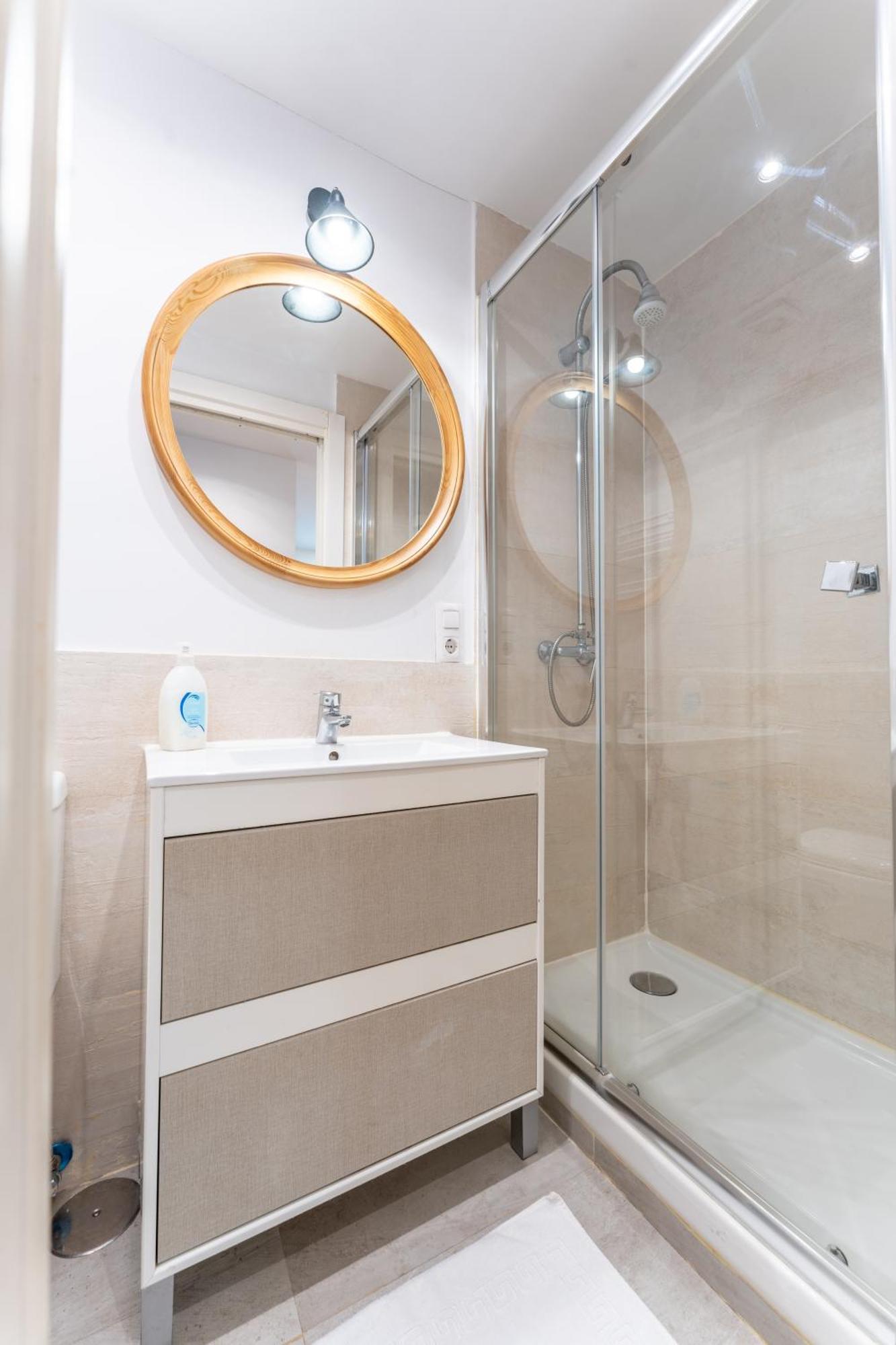 Warm And Inviting, Central Location By Urbanhosting سانتاندر المظهر الخارجي الصورة